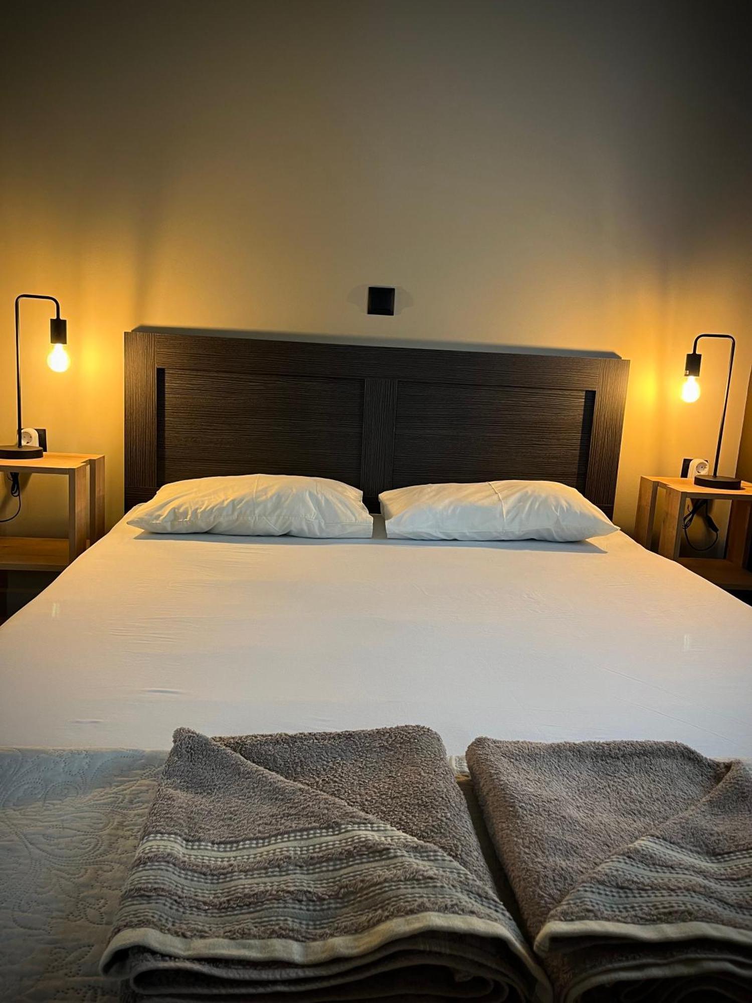 Joannas Airport Luxury Rooms Αρτέμιδα Εξωτερικό φωτογραφία